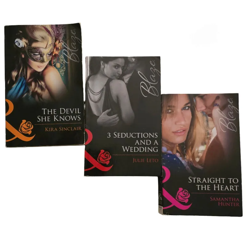 Mills & Boon Blaze Extra Spicy 3-pack